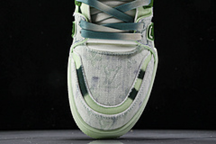 L&V SNEAKERS