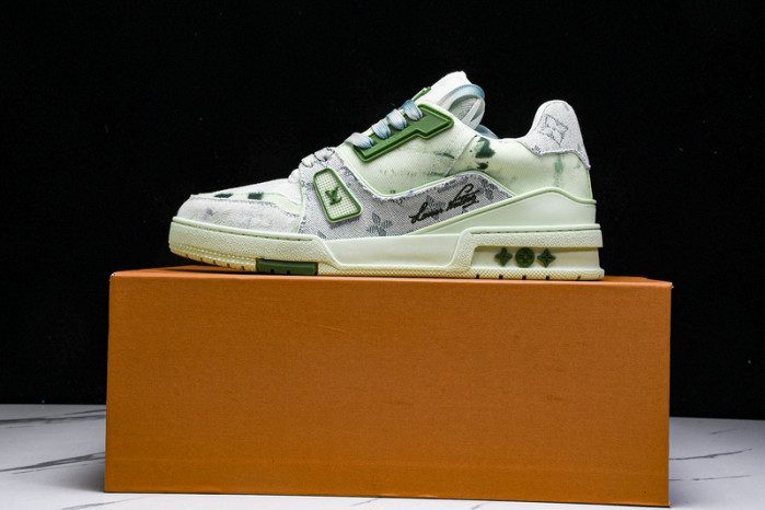 L&V SNEAKERS