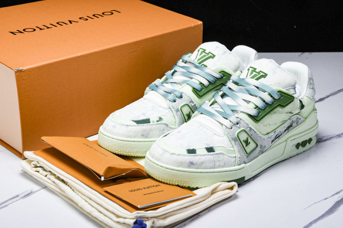 L&V SNEAKERS