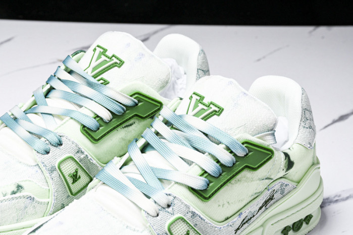 L&V SNEAKERS