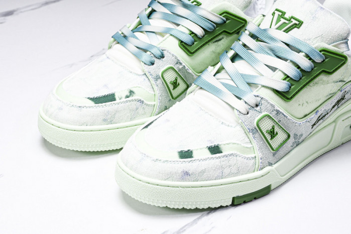 L&V SNEAKERS