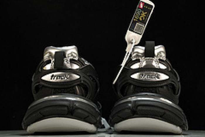 BLEN Track