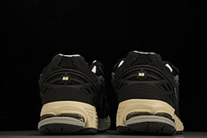 New Balance 1906