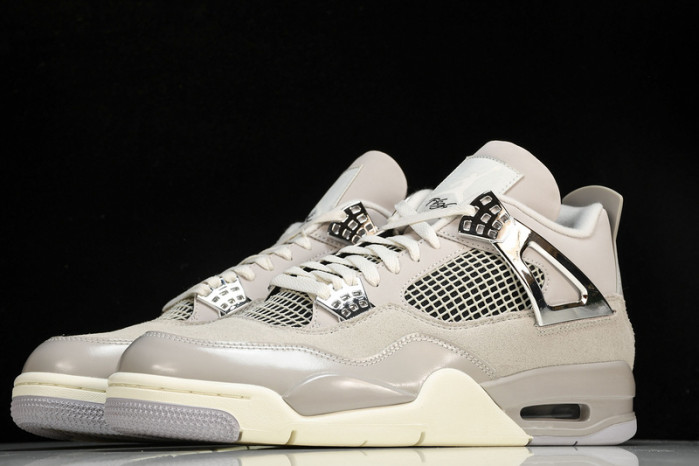 Air Jordan 4 Womens Frozen Moments AQ9129-001