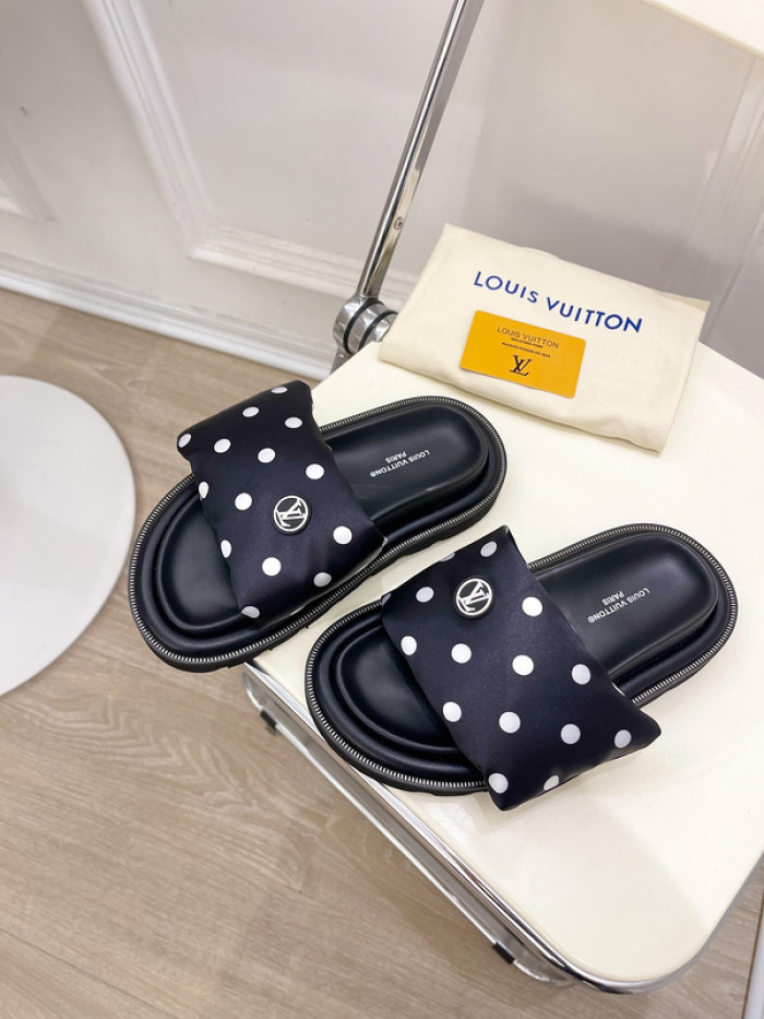L&V SLIPPERS