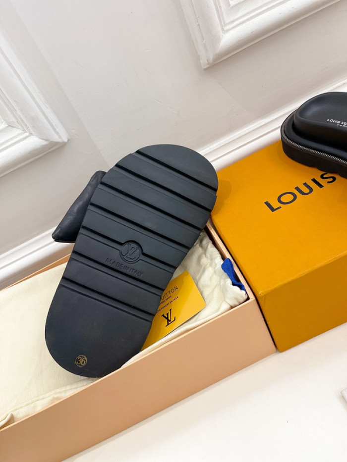 L&V SLIPPERS