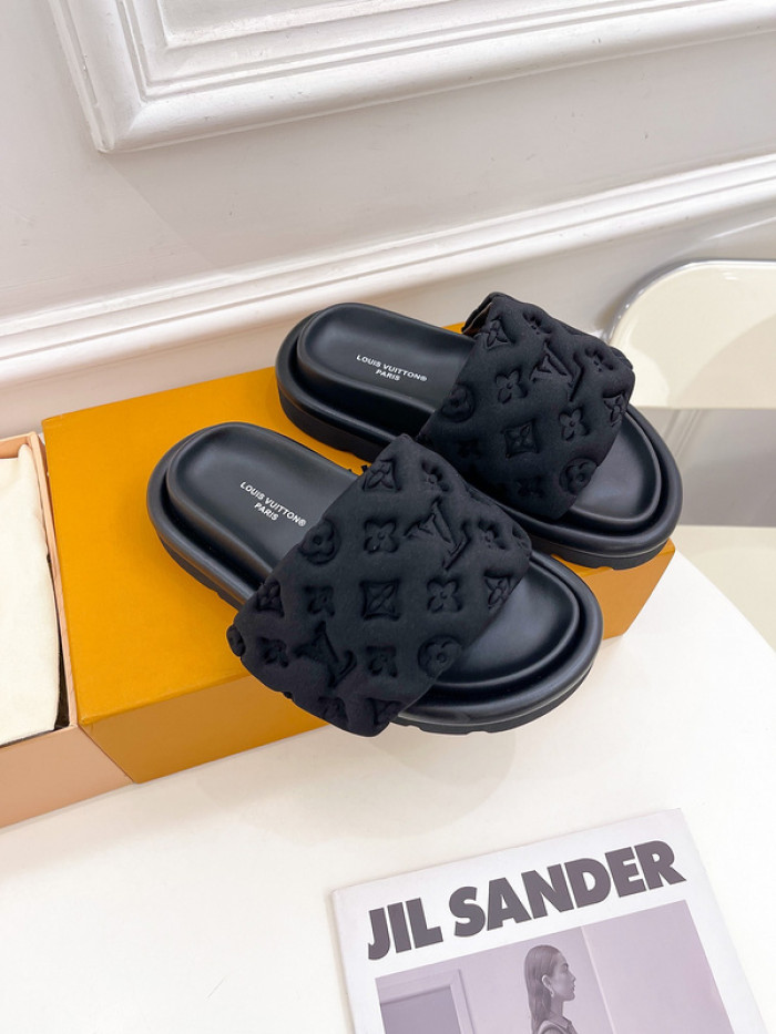 L&V SLIPPERS