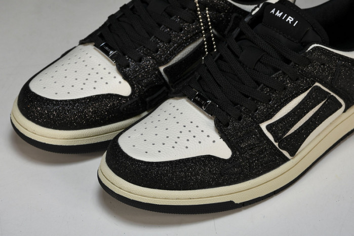 AM1R1 SNEAKERS