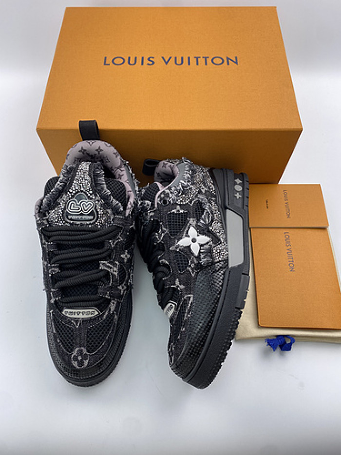 L&V SNEAKERS