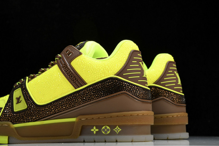L&V SNEAKERS