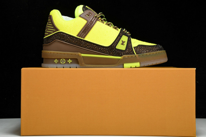 L&V SNEAKERS