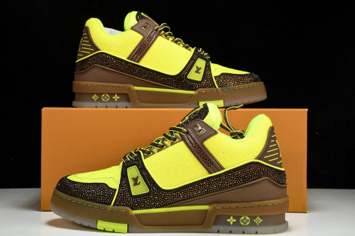L&V SNEAKERS