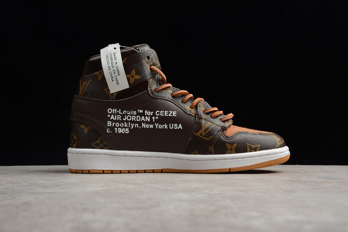 OFF–WHITE x Nike Air Jordan 1s(with case)