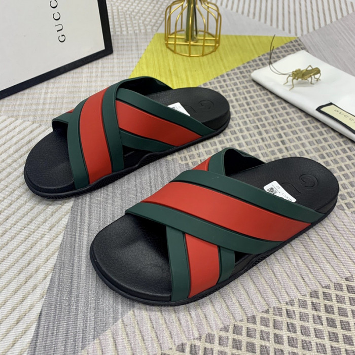 G DESIGNER SLIPPERS