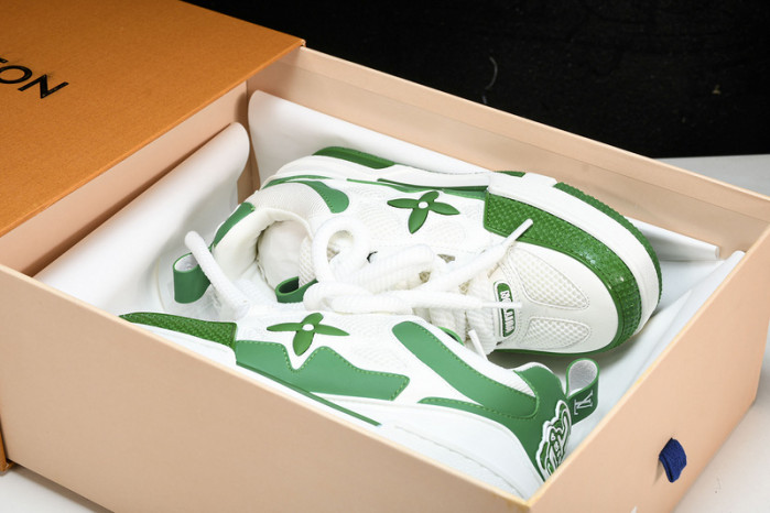 L&V SNEAKERS