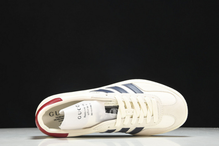 Adidas Sneaker