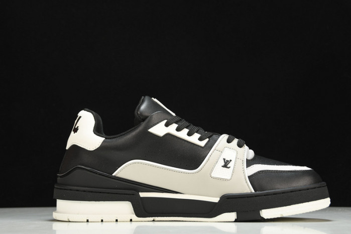 L&V SNEAKERS