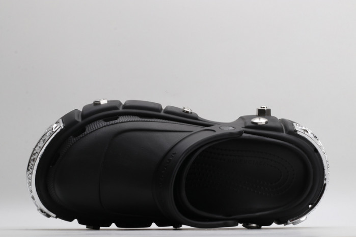 BLEN DESIGNER SLIPPERS