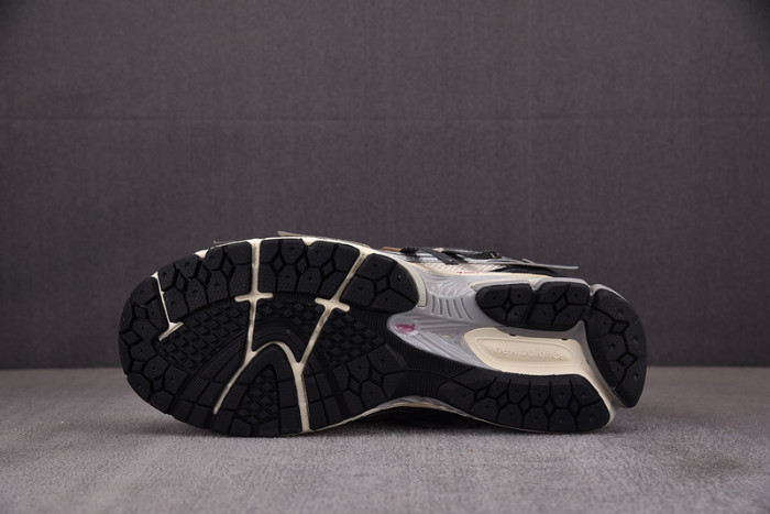 As*ic*ss shoes