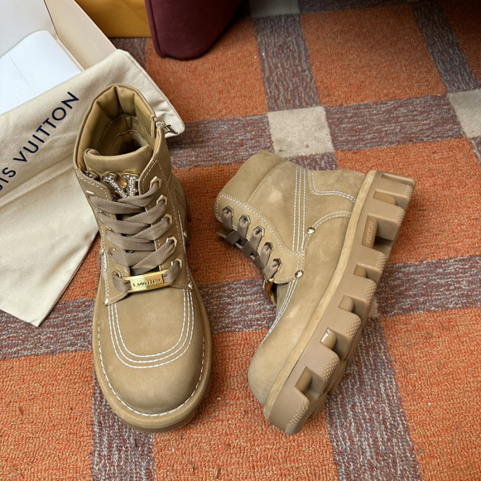 L&V SNEAKERS
