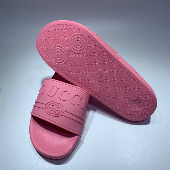 G DESIGNER SLIPPERS