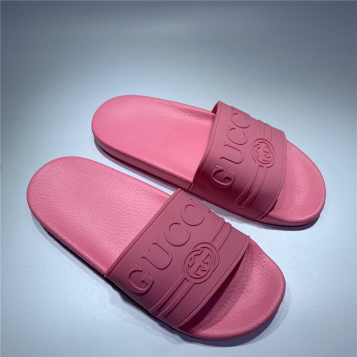G DESIGNER SLIPPERS