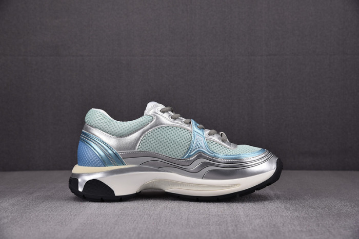 CHANEEL sneaker