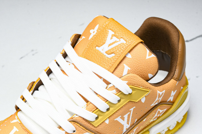 L&V SNEAKERS