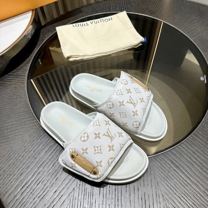 L&V SLIPPERS