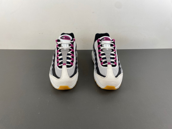 Nike SB x Air Max 95 HF7545-100