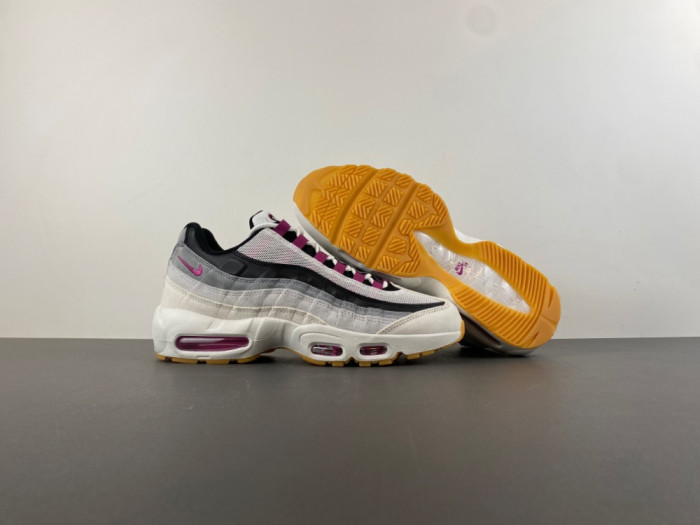Nike SB x Air Max 95 HF7545-100