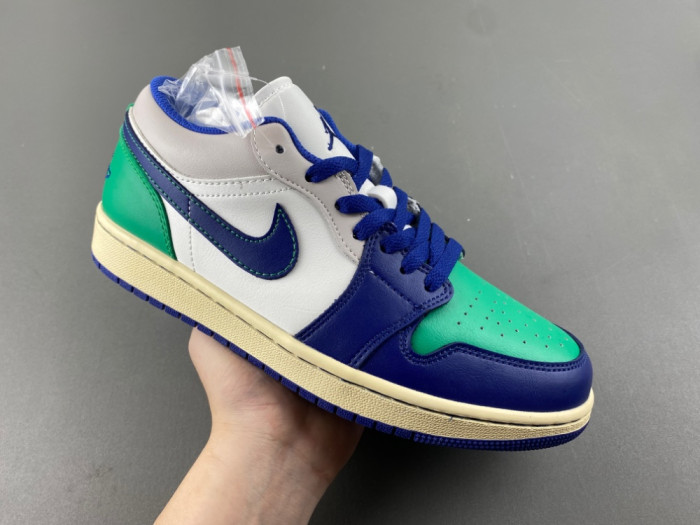 Air Jordan 1 Low 553558-147
