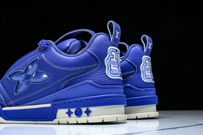 L&VT SNEAKERS