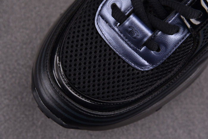 CHANEEL sneaker