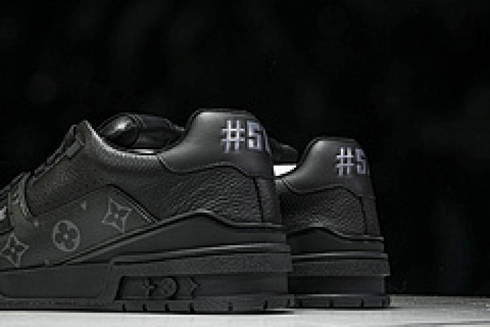 L&V SNEAKERS