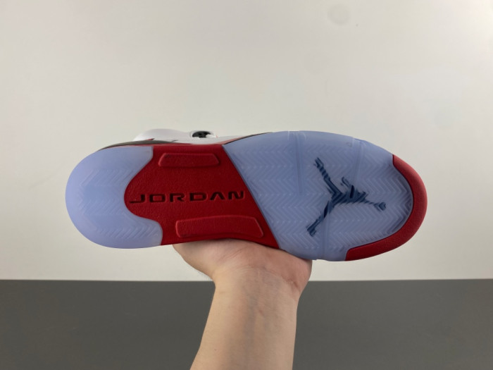 Air Jordan 5 “Fire Red Black Tongue”GS HQ7980-101