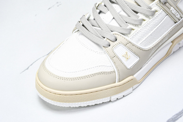 L&V SNEAKERS