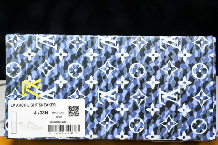 L&V SNEAKERS