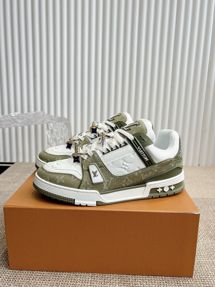 L&V SNEAKERS