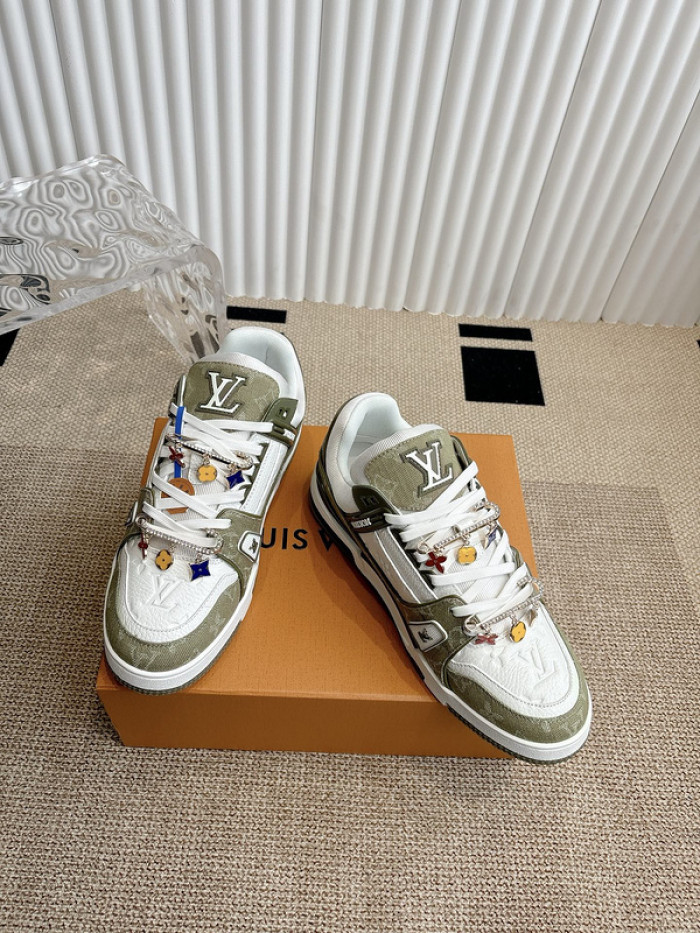L&V SNEAKERS
