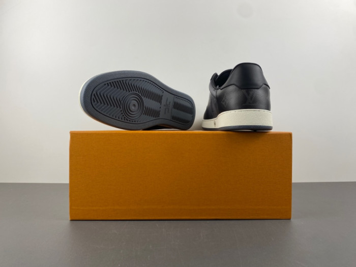 L&V SNEAKERS