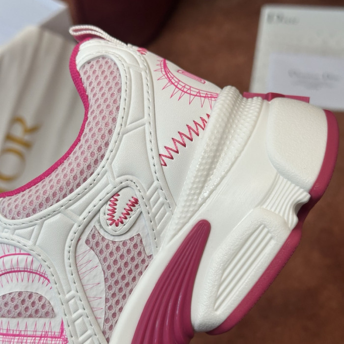 D designer sneaker
