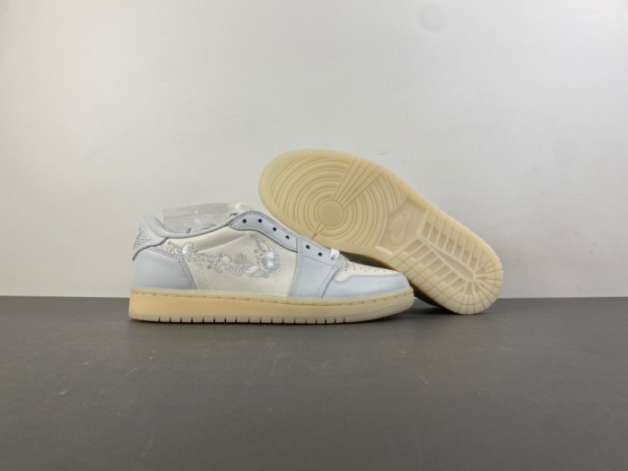 Air Jordan 1 Low IF4391-100