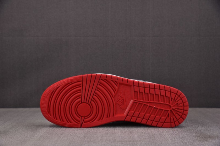 Air Jordan 1 Low SE Patent Varsity Red Black HV4089-006