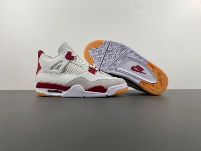 Nike SB x Air Jordan 4 Retro SP 