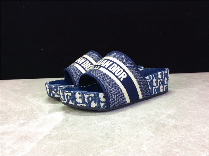 L&V SLIPPERS