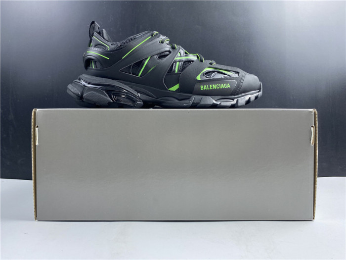 BLEN Track balck with green 542023W1GB191005