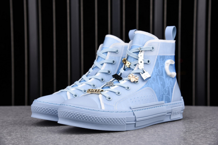 DI*O*R B23 PANKICK
