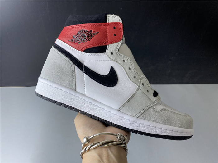 Jordan 1 Retro High Light Smoke Grey 555088-126