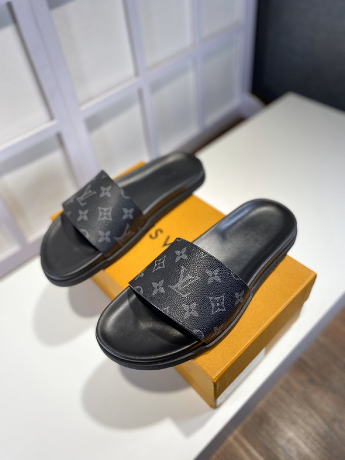 L&V SLIPPERS